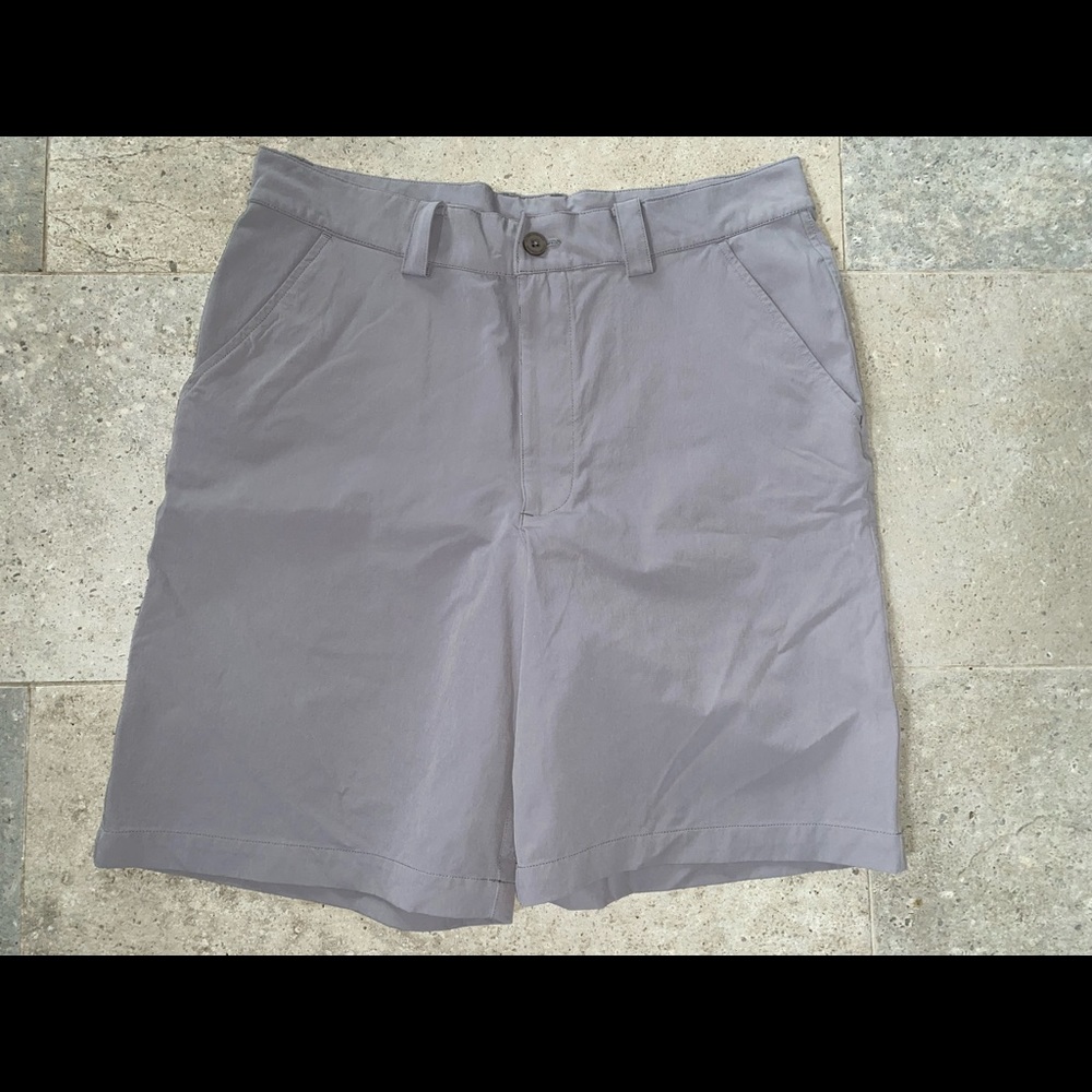 Men’s Under Armor golf shorts (32)